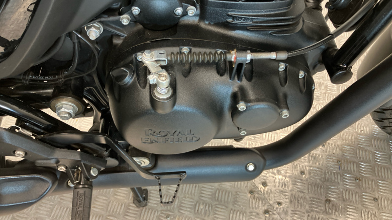 Royal Enfield Hntr 350 Rebel Red (23MY)